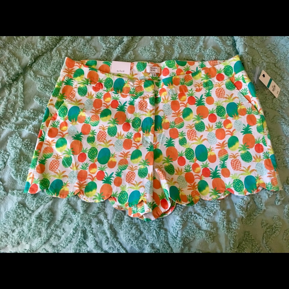 Scallop Shorts
